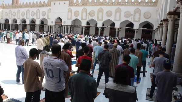 مواقيت الصلاة بالتوقيت الصيفي لمصر غداً الجمعة