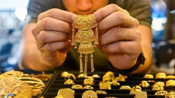 ارتفاع طفيف في أسعار الذهب داخل محلات الصاغة