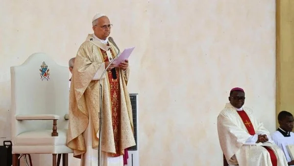 البابا لاون الرابع عشر يختتم زيارته لغينيا الاستوائية