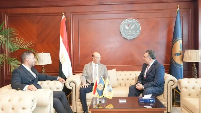 تعزيز التعاون بين الرقابة المالية والبورصة المصرية