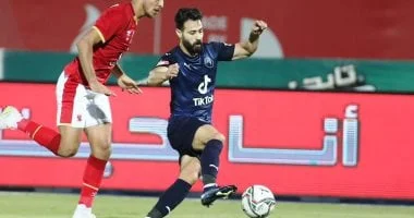 أحمد سامي يغيب عن بيراميدز أمام الأهلي بسبب الإيقاف
