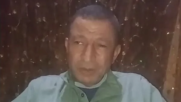 تكريم مميز لعامل مدرسة في الفيوم