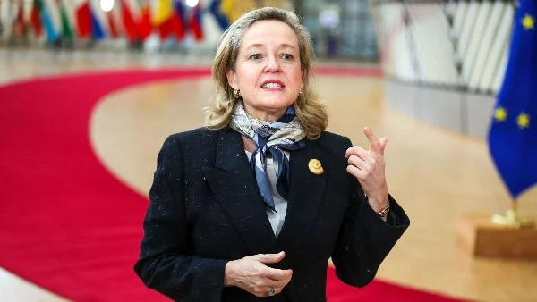 بنك الاستثمار الأوروبي يستثمر 10 مليارات يورو في الطاقة النظيفة