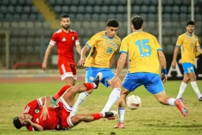 مودرن سبورت يتفوق على الإسماعيلي بهدف عكسي في الشوط الأول