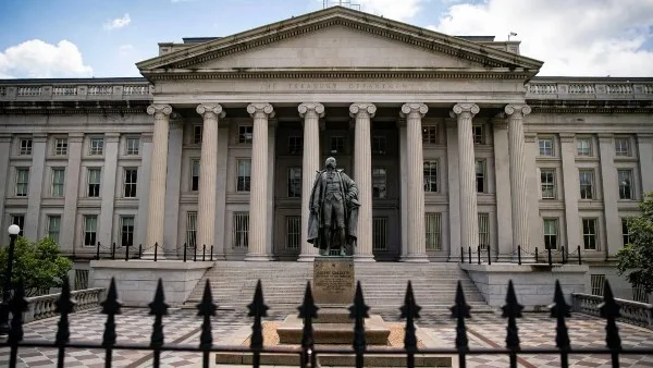 عقوبات أمريكية جديدة تطال إيران وكياناتها الاقتصادية