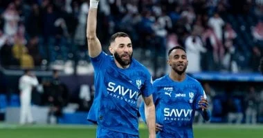بنزيما يقود الهلال ضد الخلود في الدوري السعودي