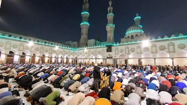 موعد صلاة الفجر وفق التوقيت الصيفي