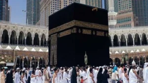 حكم من مات غنياً ولم يحج