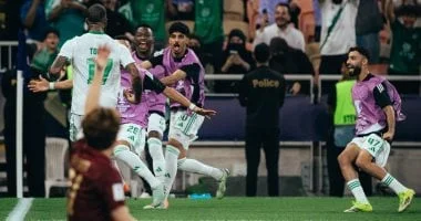 الأهلي السعودي يسعى للحفاظ على لقبه أمام ماتشيدا الياباني
