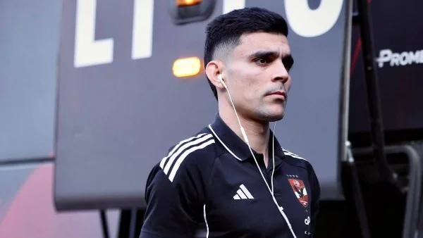 وصول لاعبي الأهلي لاستاد القاهرة لمواجهة الزمالك