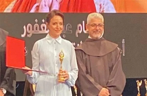 ريهام عبدالغفور تفوز بجائزة أفضل ممثلة دراما