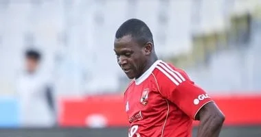 الأهلي يستبدل الشحات بديانج أمام الزمالك