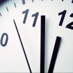 دراسة حول إمكانية إعادة الزمن إلى الوراء