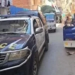 ضبط سيدة تركت ابنتها في الشارع بالجيزة