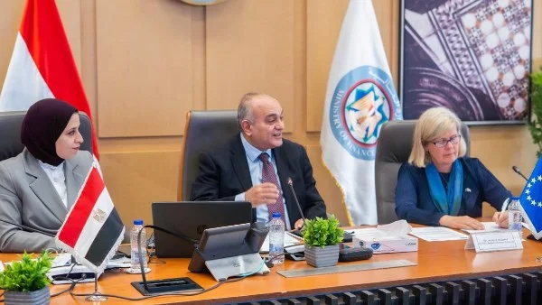 صدمة الاقتصاد العالمي: الحكومة المصرية تسعى للإصلاحات