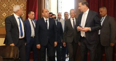 جولة وزارية في المتحف الزراعي ومعرض زهور الربيع