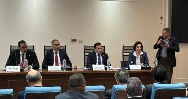 رسوم جمركية على مدخلات تصنيع الهواتف المحمولة