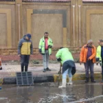 رئيس صرف الإسكندرية يتابع سحب مياه الأمطار بالعجمي