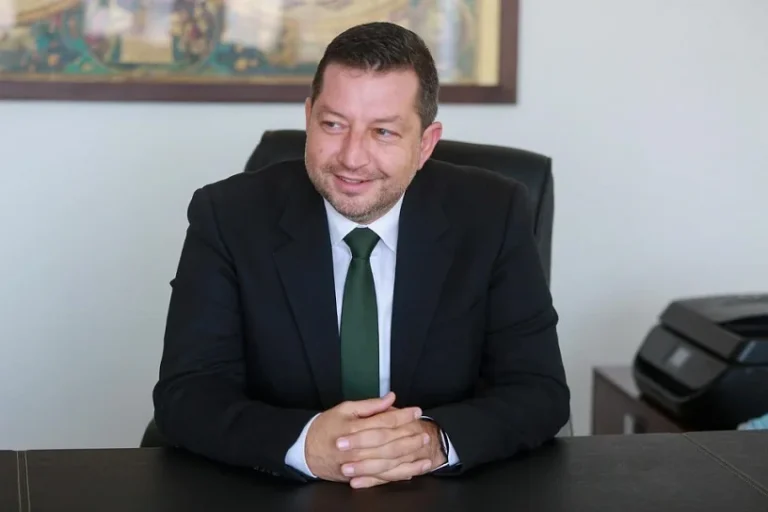 الذكاء الاصطناعي في الصناعة الهندسية