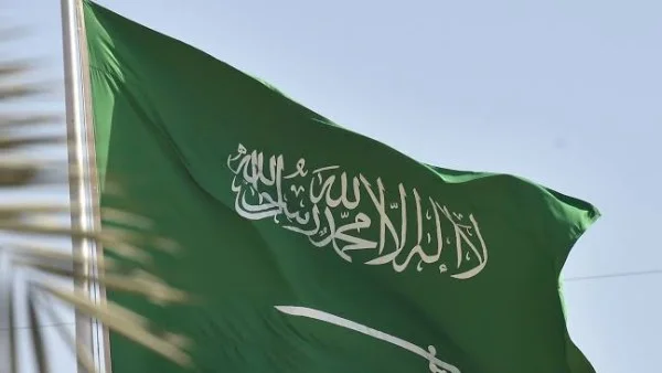 السعودية تؤكد دعمها الكامل للبحرين في أمنها وسيادتها