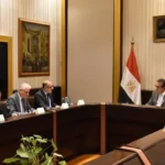 وزير الصحة يبحث دعم القطاع الصحي في غزة