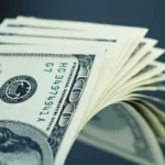 انخفاض سعر الدولار في مصر 9 قروش