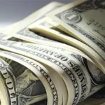 تراجع سعر الدولار في البنوك المصرية