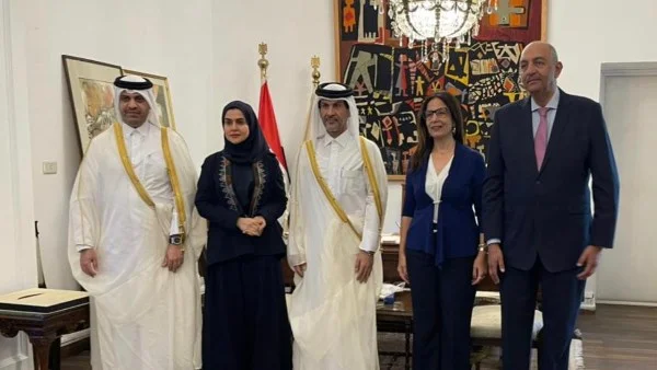 وزيرة الثقافة تستقبل سفير قطر بمناسبة معرض الكتاب