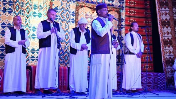 عروض فلكلورية تحتفي بروح البادية في العريش