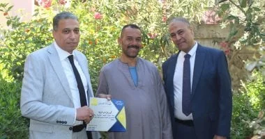 تكريم مبدعين في مدارس أبو النمرس بالجيزة