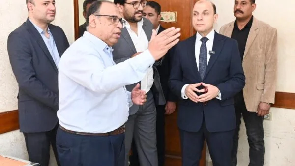 جولة تفقدية لمحافظ الغربية في التأمين الصحي