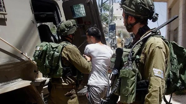 تجديد أوامر اعتقال إداري لـ22 معتقلاً فلسطينياً