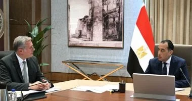 مدبولي يبحث مع وزير البترول تأمين احتياجات السوق من الغاز