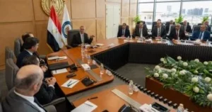 تعزيز الاستثمار في الحفر الأفقي والتكسير الهيدروليكي