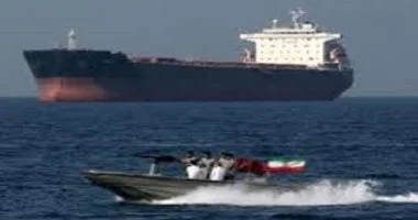 السيطرة الإيرانية على مياه الخليج ومضيق هرمز
