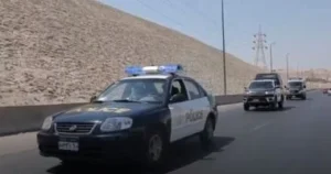 اعتداء على مالك محل بسبب ركن دراجة نارية
