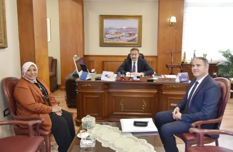 تطوير الخدمات الطبية في بورسعيد مع وكيلة جديدة
