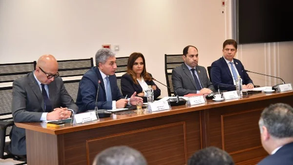 مشكلات تراخيص الشركات السياحية تبحث في لجنة السياحة بمصر