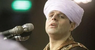 محمود التهامي يشعل حفلاً دينياً في البحيرة