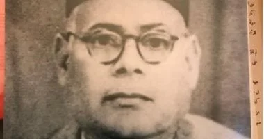 المعلم "الأصلي" رائد صناعة الأثاث في دمياط