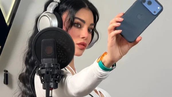هيفاء وهبي تتألق بإطلالة كاجوال وتستعد للعودة الفنية