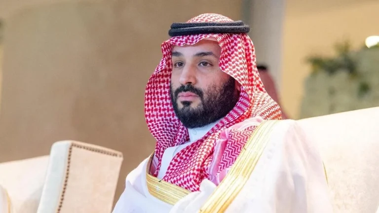 ولي العهد السعودي يعزي مدبولي في وفاة والده