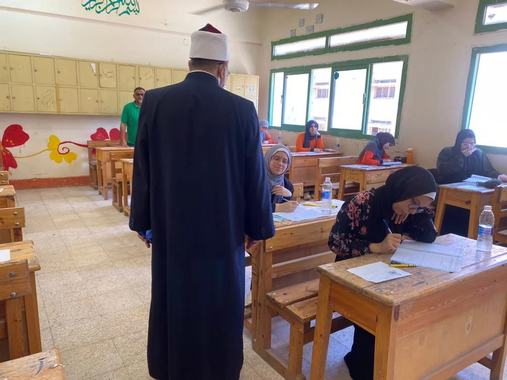 استمرار امتحانات النقل الثانوي في المعاهد الأزهرية