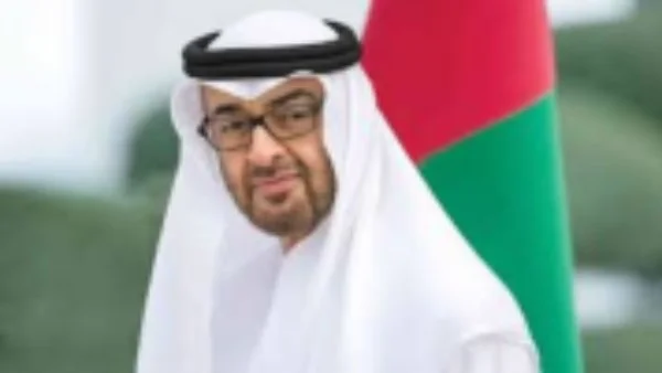 رئيس الإمارات يشيد ببطولات القوات المسلحة في الذكرى الخمسين