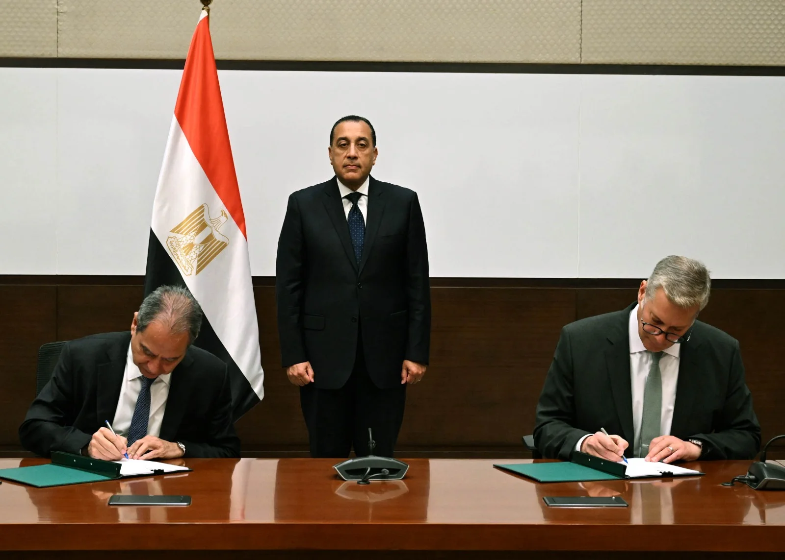 توقيع اتفاقية لتأهيل شبكات الغاز اللبنانية بمشاركة مصرية