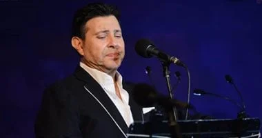 لبلبة وهالة صدقي في جنازة هاني شاكر