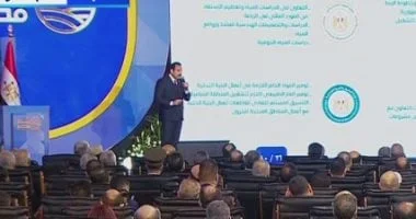 "مبادرة رؤية لتعيين أوائل خريجي الجامعات المصرية"