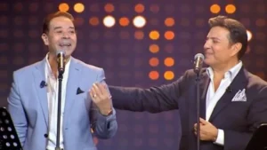 مدحت صالح ينعى صديقه هاني شاكر بكلمات مؤثرة