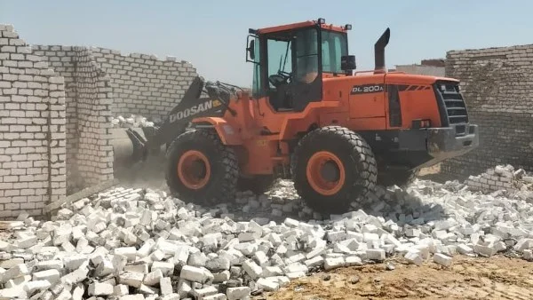 حملات نظافة وإزالة تعديات في بني سويف