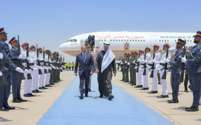 استقبال حار للرئيس السيسي في الإمارات